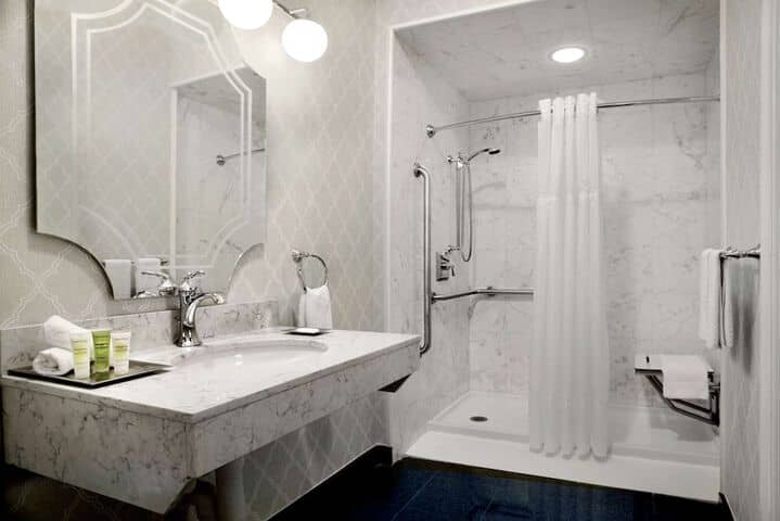 Bathroom shower